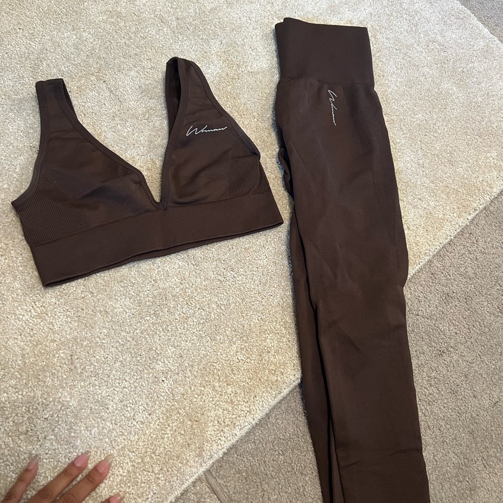 Dark brown pretty little thing workout set xs